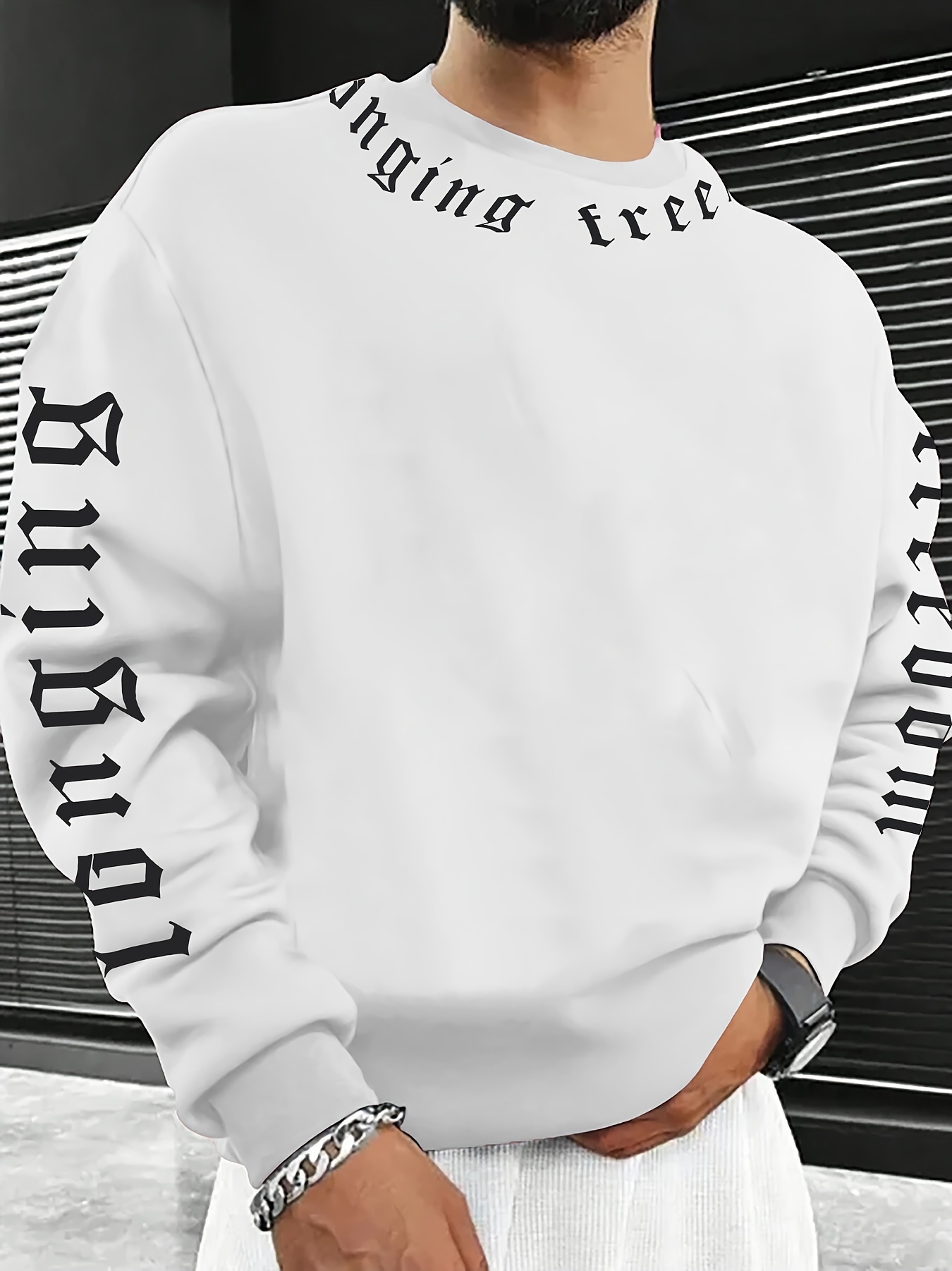 เสื้อสเวตเตอร์คอกลมพิมพ์ลายตัว - Winter Clothing Fashion บทวิจารณ์และราคา