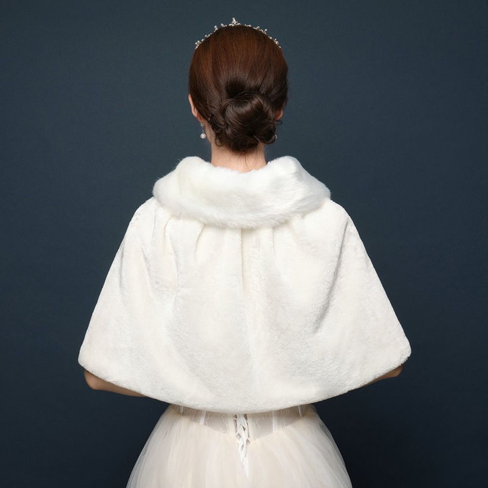 ผ้าคลุมไหล่สำหรับผู้หญิงสีขาวส - Winter Clothing Pk บทวิจารณ์และราคา
