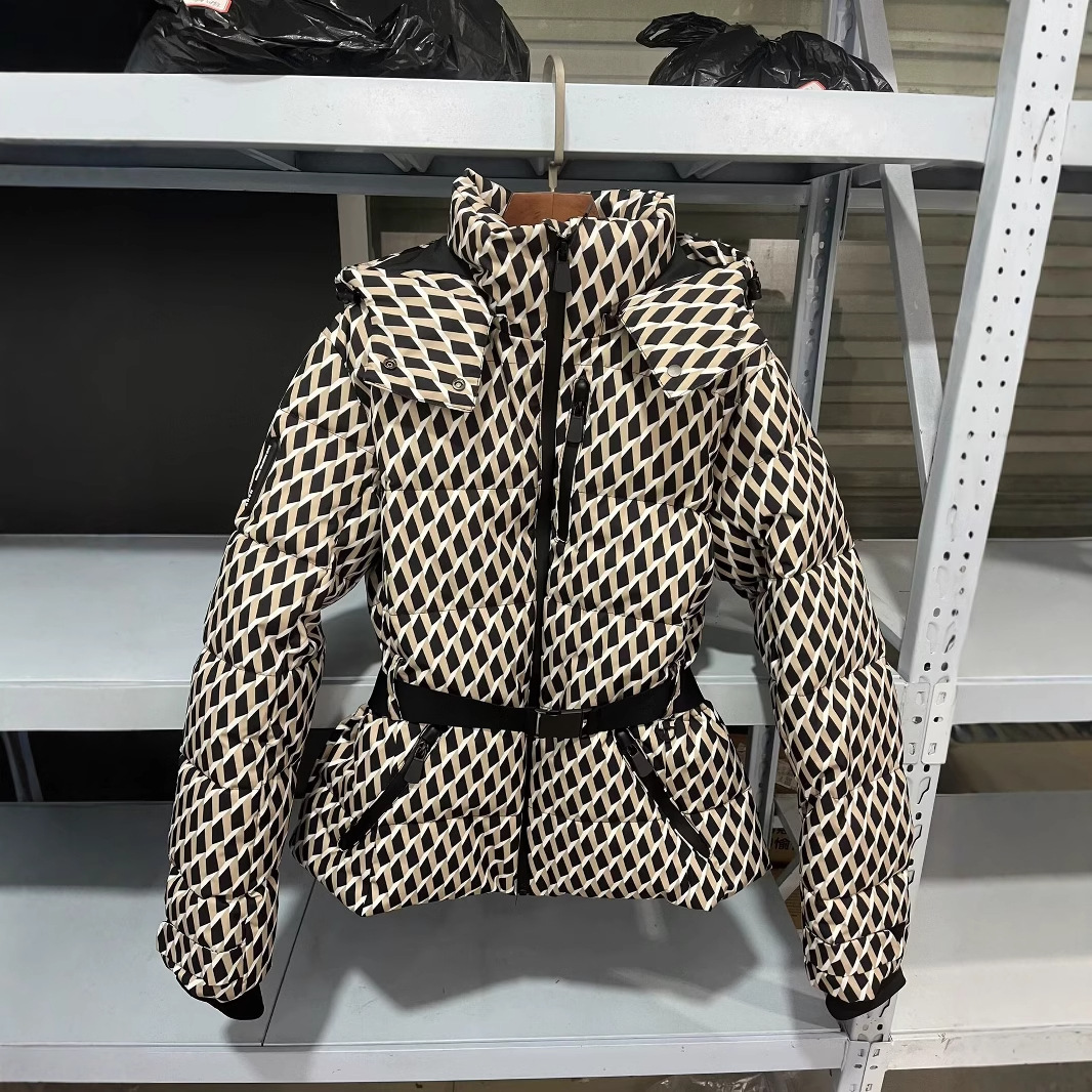 ชุดสกีสองชิ้นสำหรับฤดูหนาว เสื - Winter Clothing Pk บทวิจารณ์และราคา